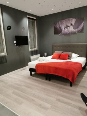 Appartement GRIS - LOVE SUITE - BALNEO-JACCUZI